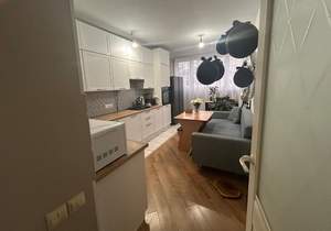 2-к квартира, вторичка, 70м2, 7/13 этаж