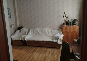 2-к квартира, вторичка, 60м2, 1/4 этаж