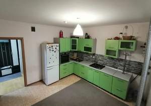 2-к квартира, вторичка, 75м2, 3/9 этаж