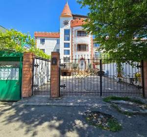 Студия квартира, вторичка, 15м2, 1/4 этаж