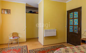 3-к квартира, вторичка, 106м2, 2/2 этаж