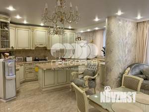 4-к квартира, вторичка, 117м2, 1/11 этаж