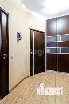 2-к квартира, вторичка, 54м2, 1/4 этаж