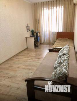 2-к квартира, вторичка, 63м2, 1/3 этаж