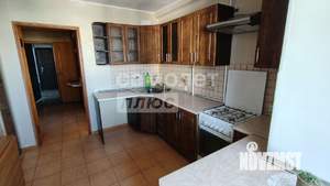 2-к квартира, вторичка, 58м2, 8/9 этаж