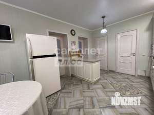 3-к квартира, вторичка, 81м2, 1/2 этаж