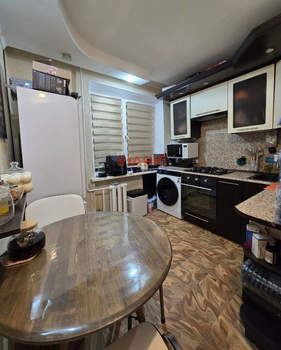 2-к квартира, вторичка, 49м2, 1/5 этаж