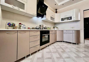 2-к квартира, вторичка, 80м2, 10/13 этаж