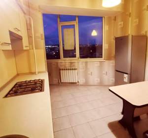 3-к квартира, вторичка, 80м2, 8/8 этаж