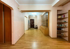 4-к квартира, вторичка, 125м2, 6/9 этаж