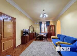 3-к квартира, вторичка, 74м2, 1/3 этаж