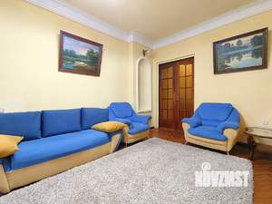 3-к квартира, вторичка, 74м2, 1/2 этаж