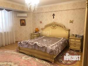 4-к квартира, вторичка, 164м2, 2/9 этаж