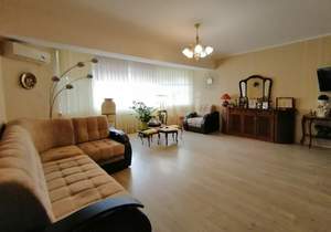 3-к квартира, вторичка, 134м2, 1/9 этаж