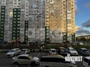 2-к квартира, вторичка, 65м2, 1/16 этаж