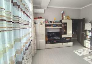 2-к квартира, вторичка, 63м2, 1/4 этаж