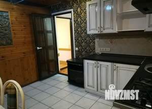 2-к квартира, вторичка, 57м2, 1/6 этаж