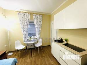 Студия квартира, вторичка, 15м2, 1/1 этаж