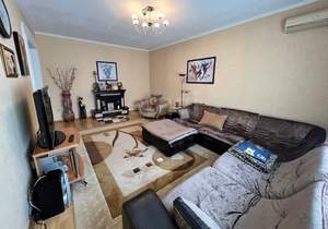 3-к квартира, вторичка, 92м2, 2/3 этаж
