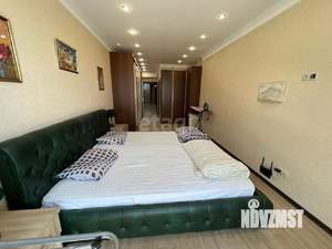 2-к квартира, вторичка, 100м2, 3/9 этаж