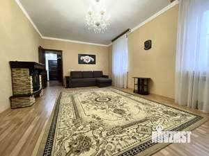 2-к квартира, вторичка, 63м2, 1/5 этаж