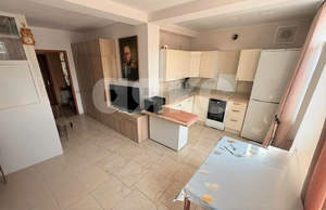2-к квартира, вторичка, 77м2, 2/3 этаж