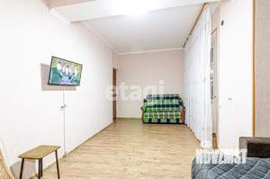 2-к квартира, вторичка, 72м2, 1/5 этаж