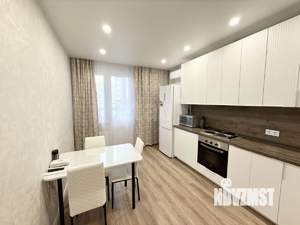 2-к квартира, вторичка, 63м2, 5/19 этаж