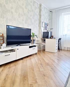 2-к квартира, вторичка, 70м2, 7/13 этаж