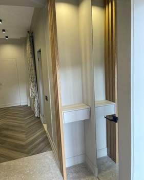 4-к квартира, вторичка, 95м2, 1/3 этаж