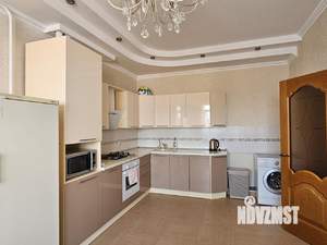 2-к квартира, вторичка, 70м2, 4/5 этаж