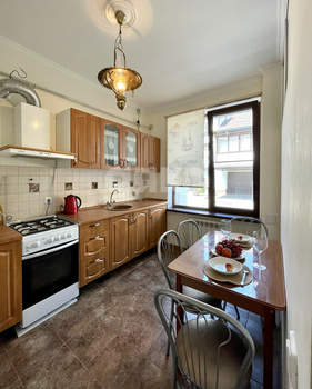 2-к квартира, вторичка, 38м2, 1/3 этаж