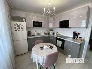 2-к квартира, вторичка, 61м2, 1/16 этаж