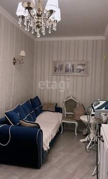 2-к квартира, вторичка, 70м2, 1/4 этаж