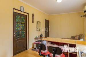 3-к квартира, вторичка, 106м2, 2/2 этаж