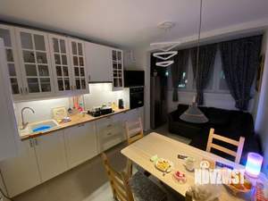 2-к квартира, вторичка, 53м2, 1/9 этаж