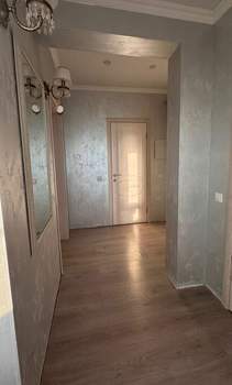 2-к квартира, вторичка, 68м2, 10/18 этаж