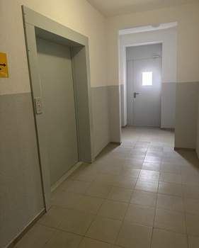 1-к квартира, вторичка, 38м2, 1/13 этаж