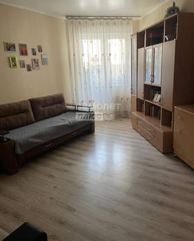 2-к квартира, вторичка, 71м2, 1/3 этаж