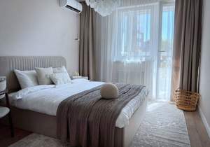2-к квартира, вторичка, 70м2, 4/14 этаж