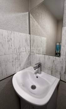 Студия квартира, вторичка, 18м2, 1/17 этаж