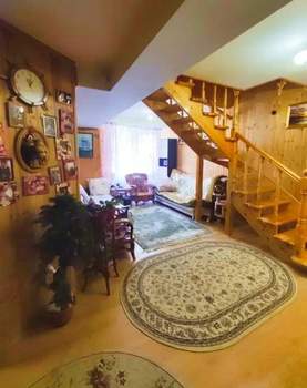 4-к квартира, вторичка, 135м2, 7/9 этаж