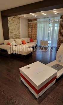 2-к квартира, вторичка, 70м2, 1/2 этаж
