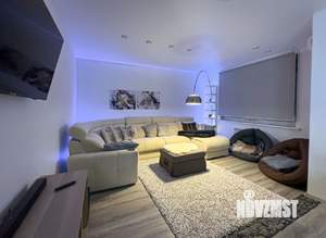 2-к квартира, вторичка, 55м2, 1/5 этаж