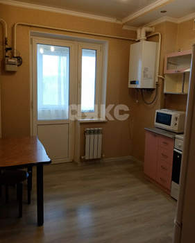 1-к квартира, вторичка, 42м2, 3/10 этаж