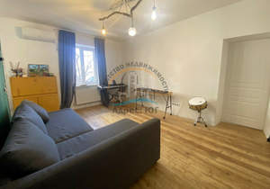 3-к квартира, вторичка, 81м2, 1/2 этаж