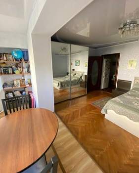 2-к квартира, вторичка, 123м2, 1/9 этаж