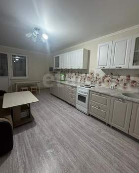 3-к квартира, вторичка, 79м2, 7/16 этаж