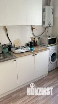 2-к квартира, вторичка, 54м2, 1/4 этаж