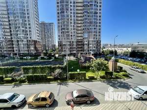 Студия квартира, вторичка, 28м2, 3/20 этаж